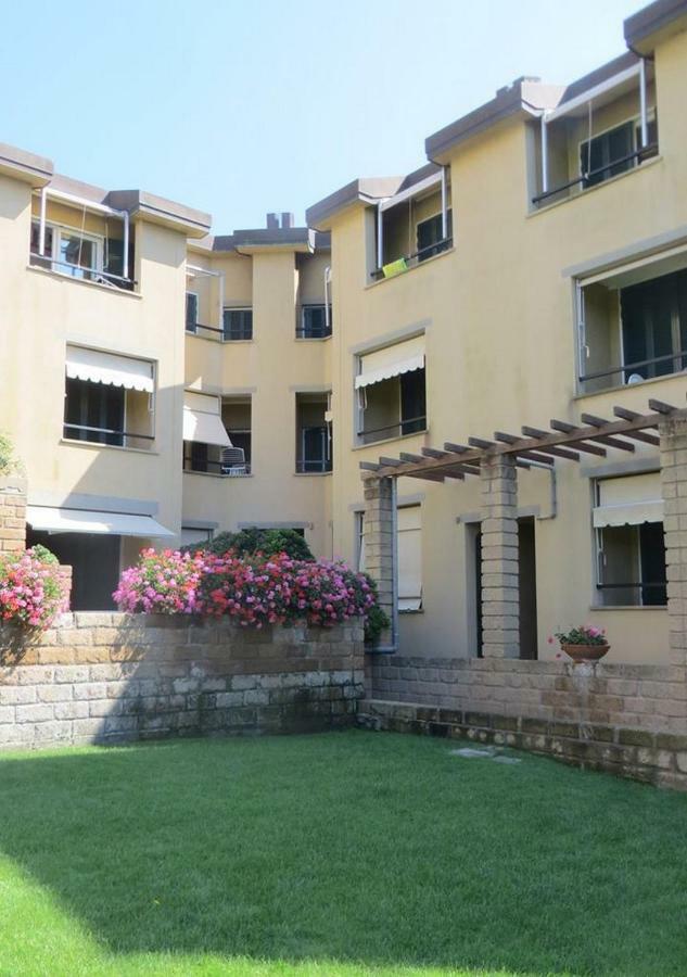 Appartamenti Boboli Punta Ala Exteriör bild